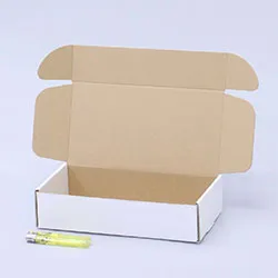 レジャーシート梱包用ダンボール箱 | 210×110×50mmでN式額縁タイプの箱