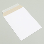 テープ付きで簡単封かん。A5用紙が入る縦入れ厚紙封筒 1
