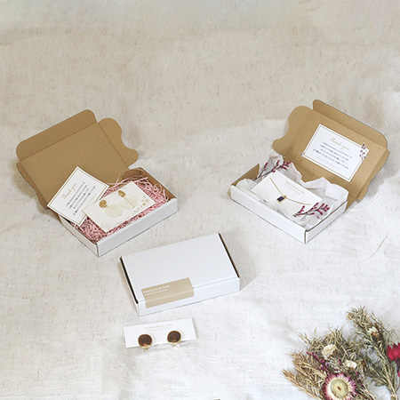 【新】定形外郵便用小型ダンボール(表面白/厚さ3cm)-8