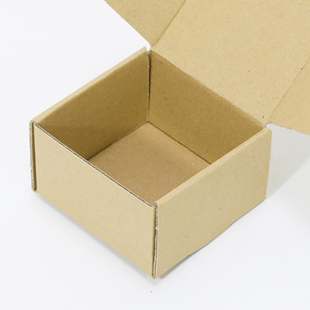 ハンドメイド・クラフト作品用ダンボール箱 83×83×50-3