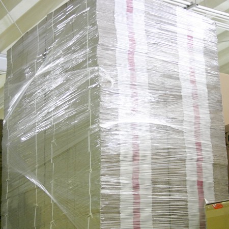 ストレッチフィルム17ミクロン-4